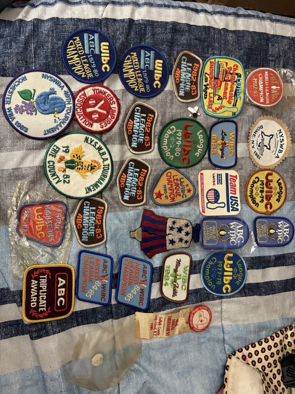 Huge Lot 26+ Vintage Bowling Patches ABC WIBC 1970s 80s Mixed League Champion NY